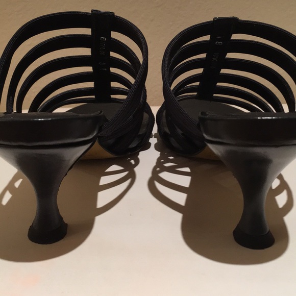 Shoe - Picture 4 of 5